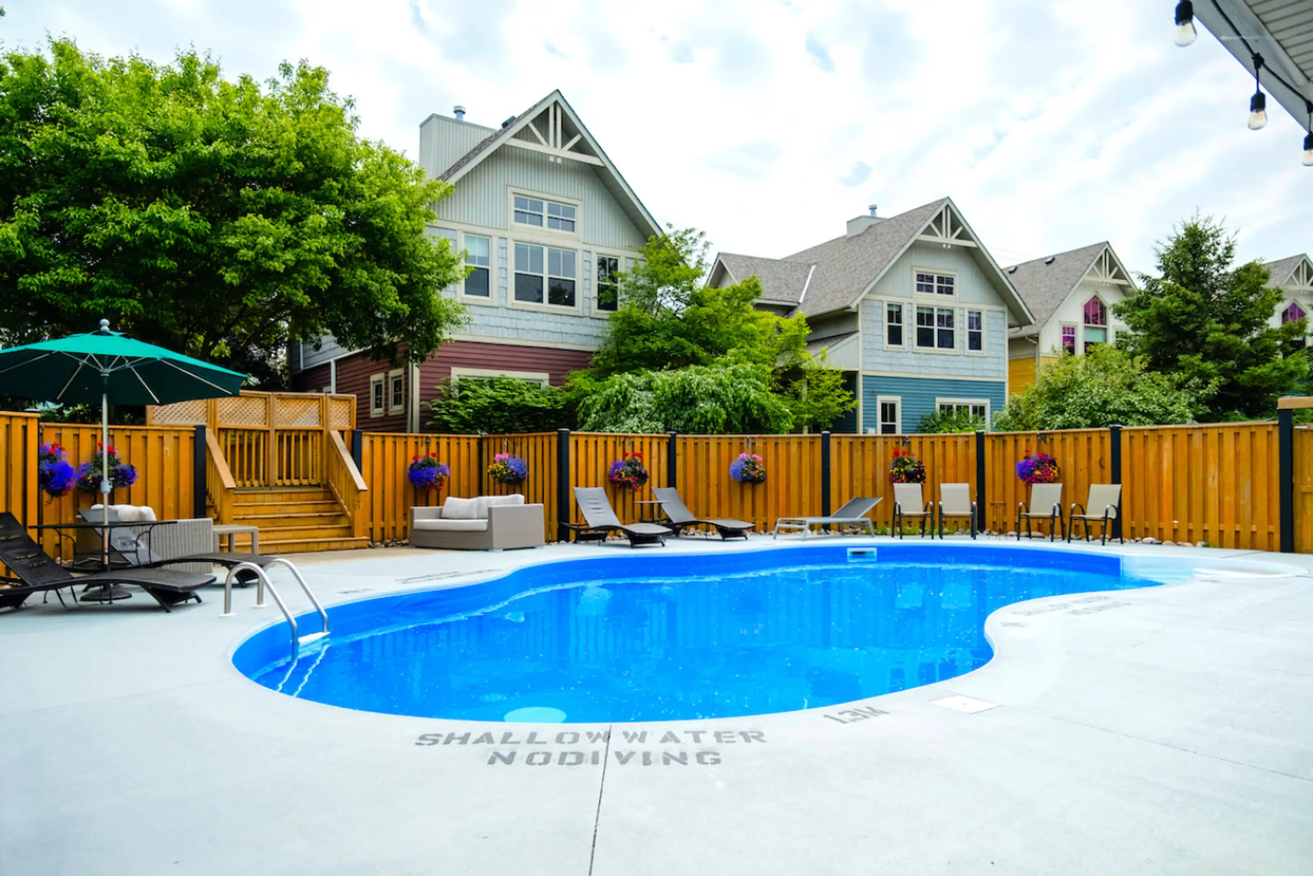 The 44L vacation rental photo 3 - Blue Mountain chalet