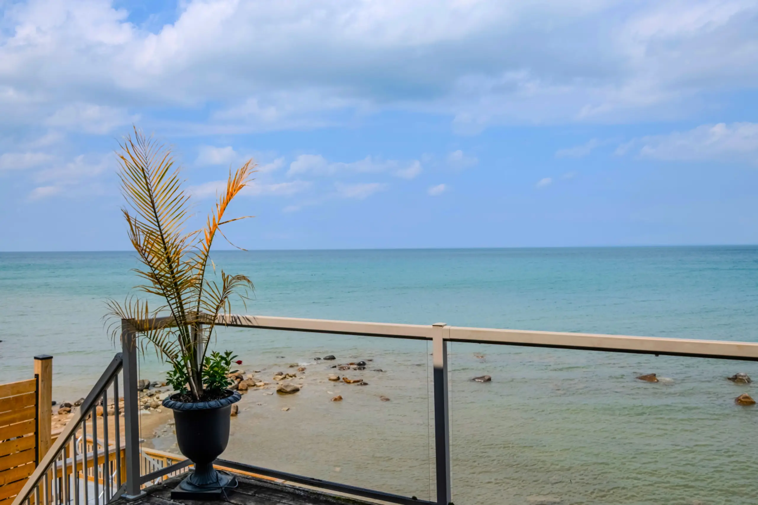 The Aqua Villa - Image 6