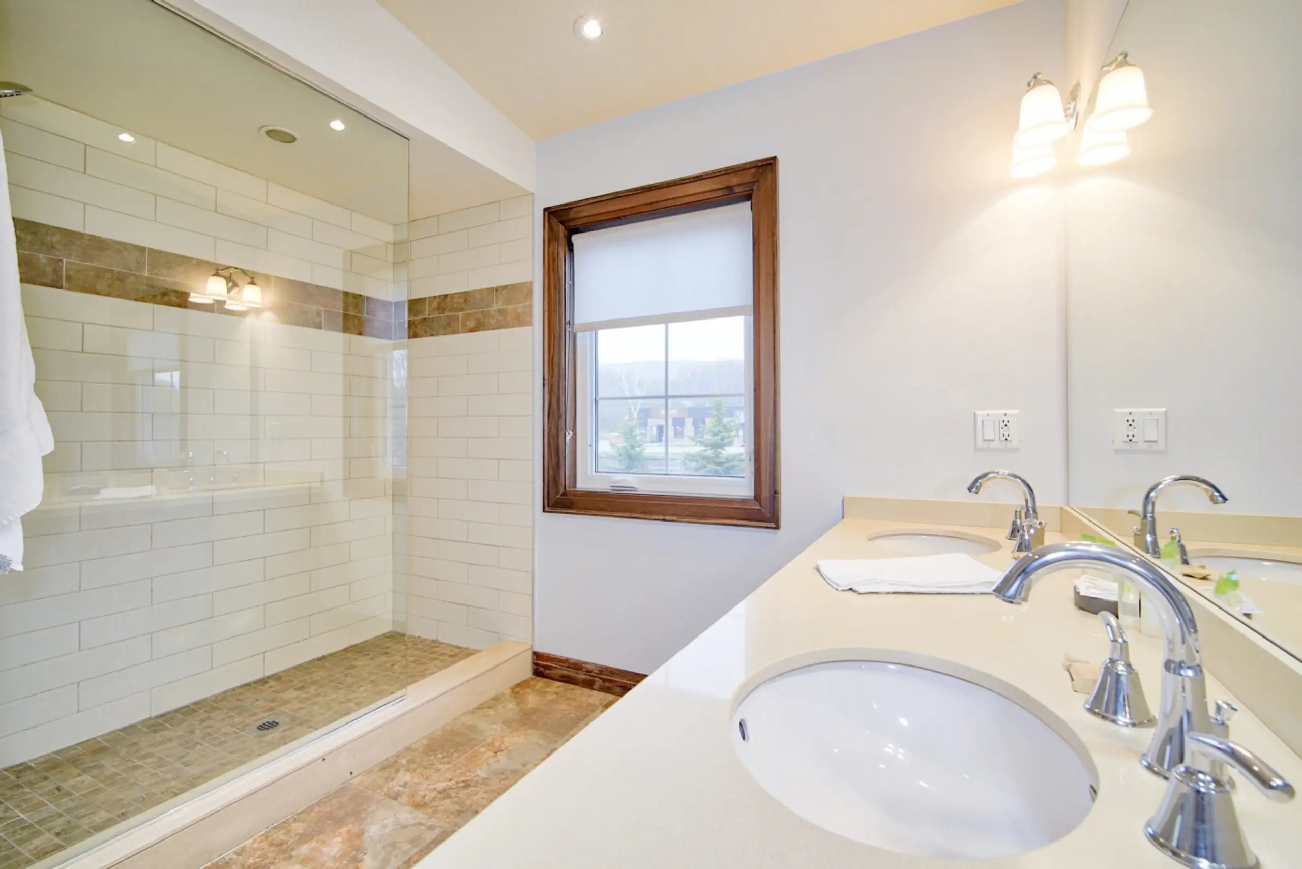 The Aqua Villa - Image 21