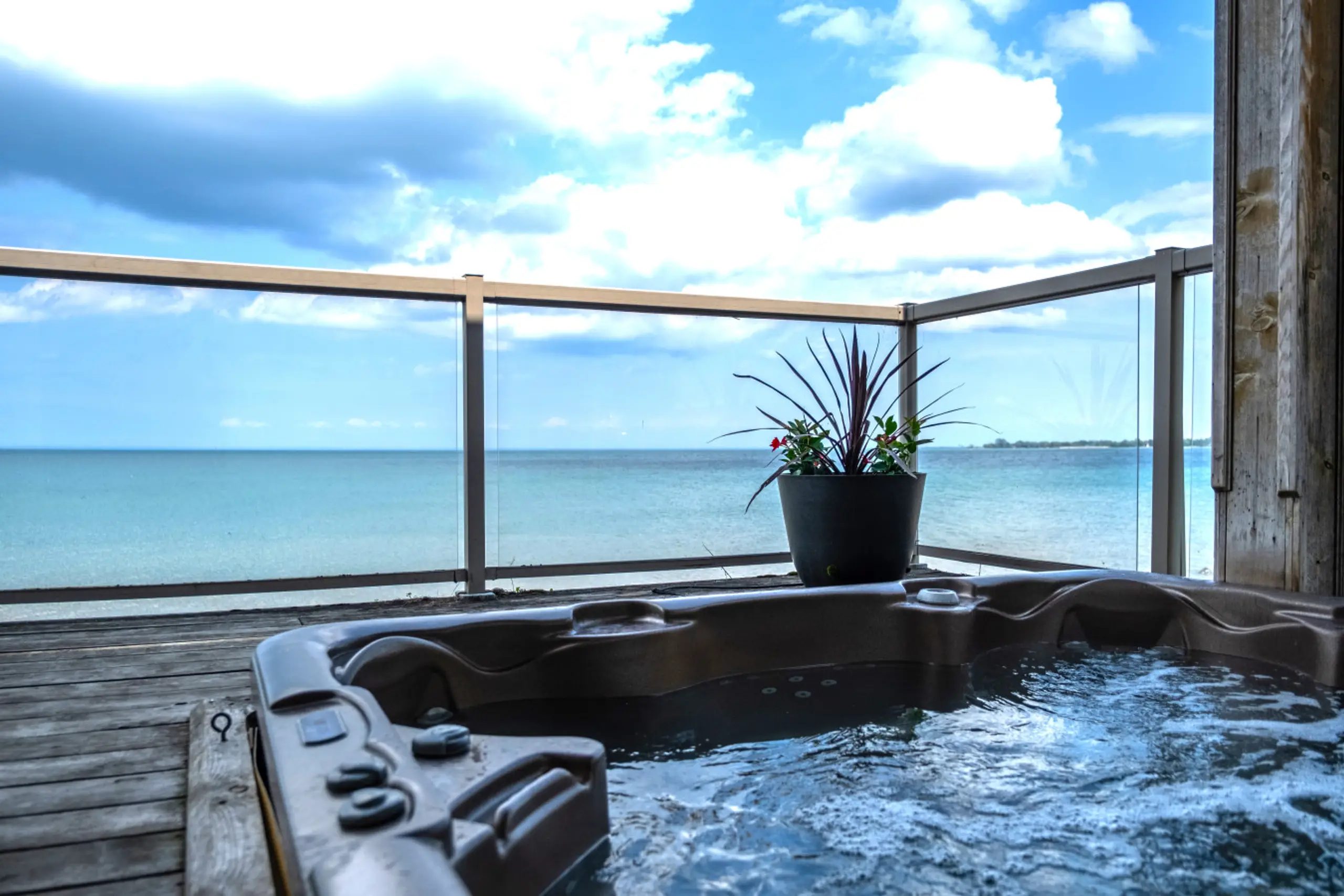 The Aqua Villa - Image 11