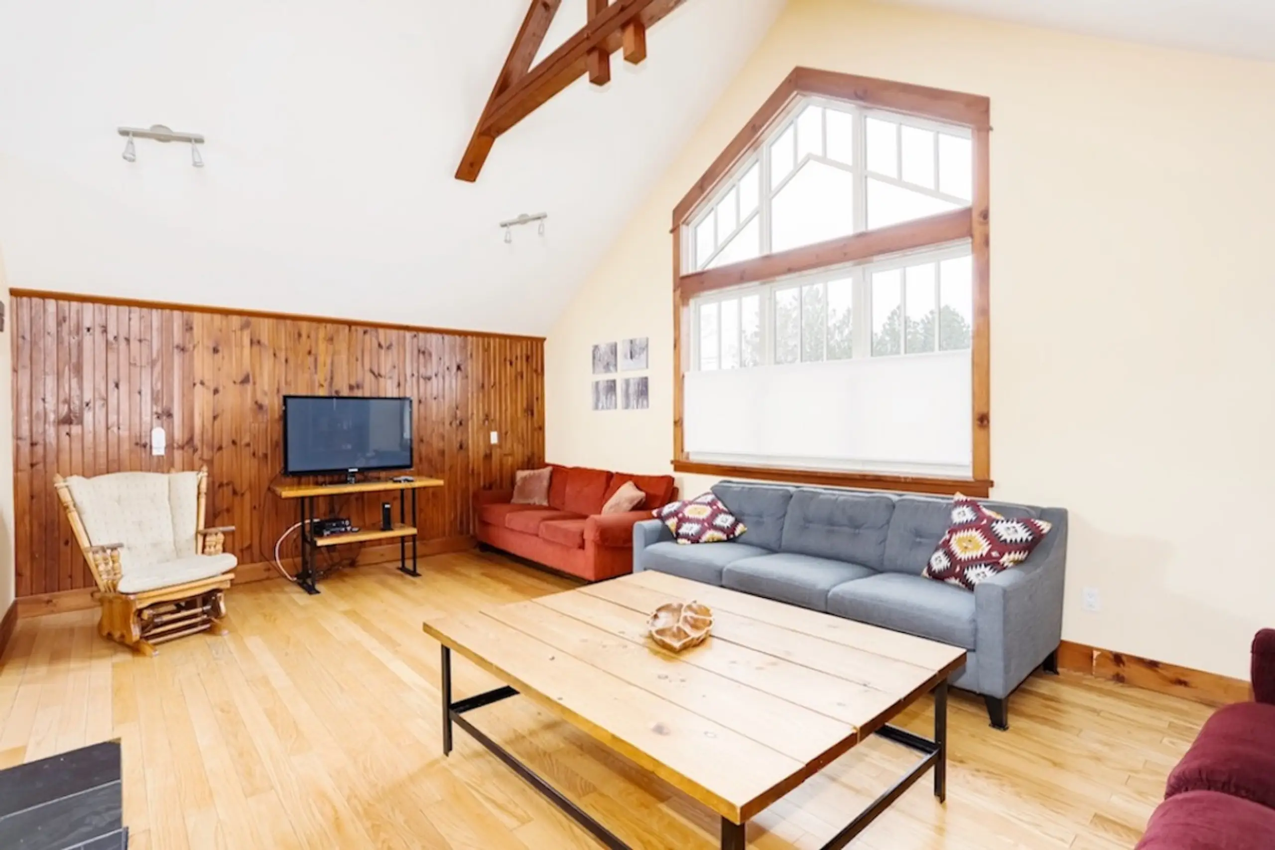 The Aurora - Image 14