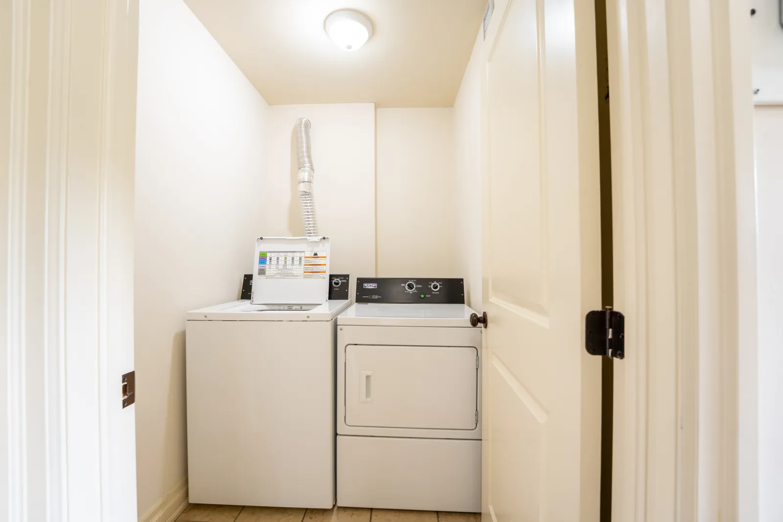 The Prima gallery: laundry room with a washer and dryer