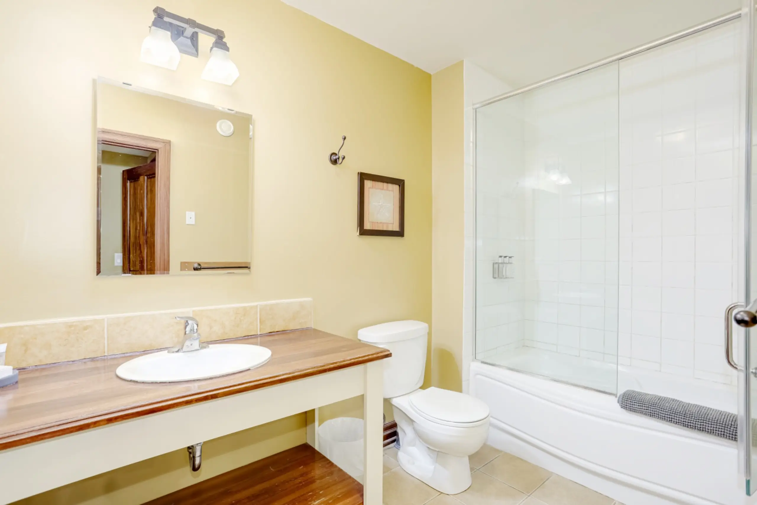 The Stella - Image 27