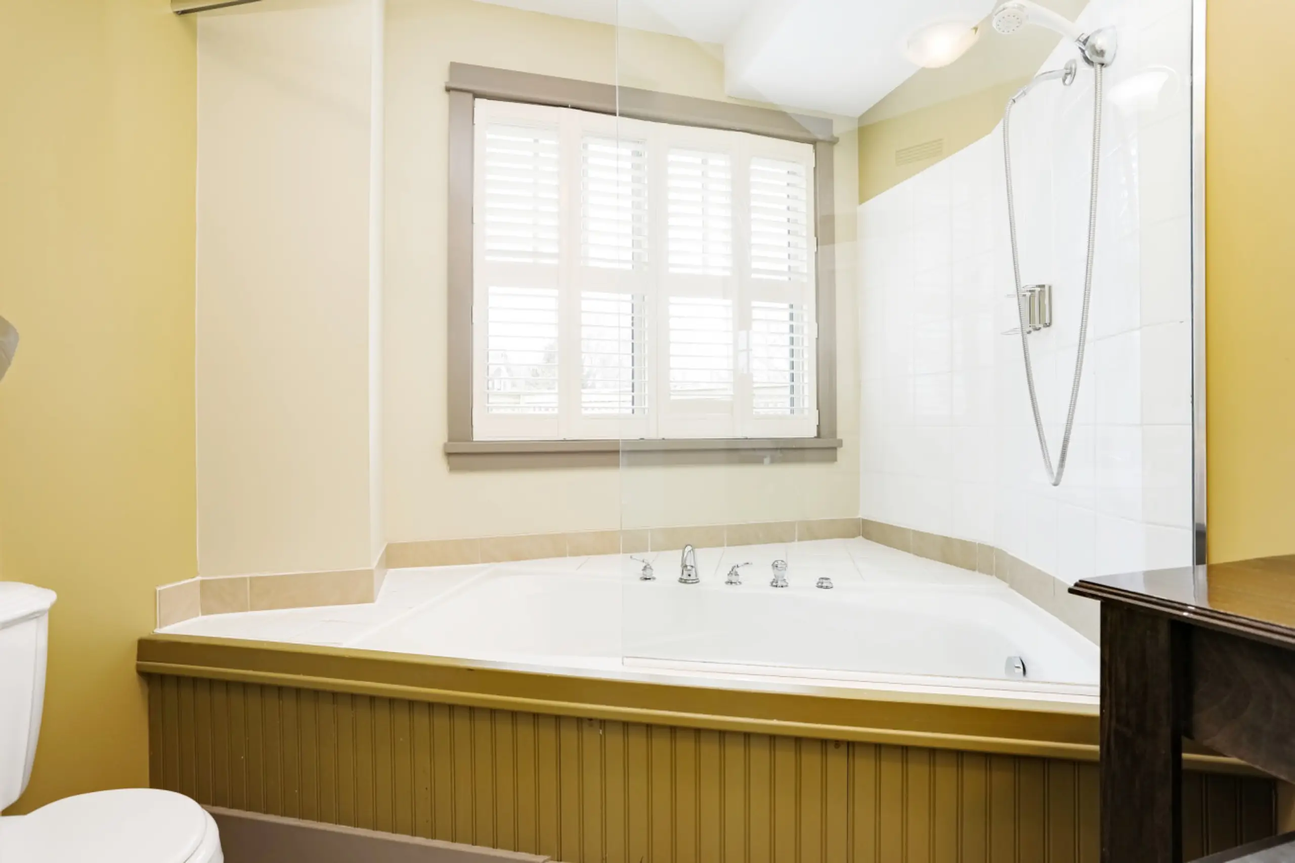 The Vista - Image 25