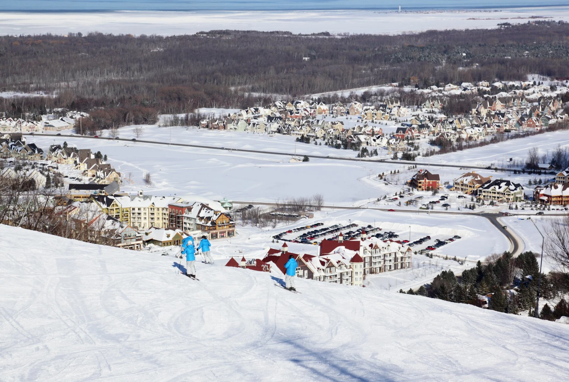 Skiing at Blue Mountain Resort